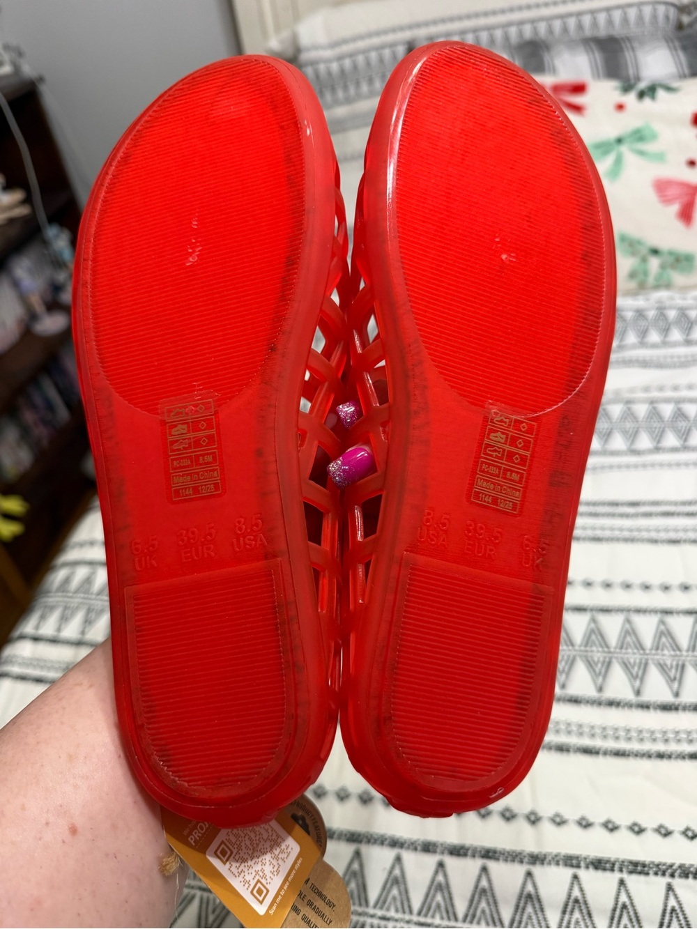 Project Cloud Red Lattice Jelly Flats — Women’s Sandals - Picture 2 of 3